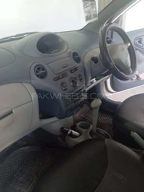 Toyota Vitz 1999 for Sale in Islamabad Image-1