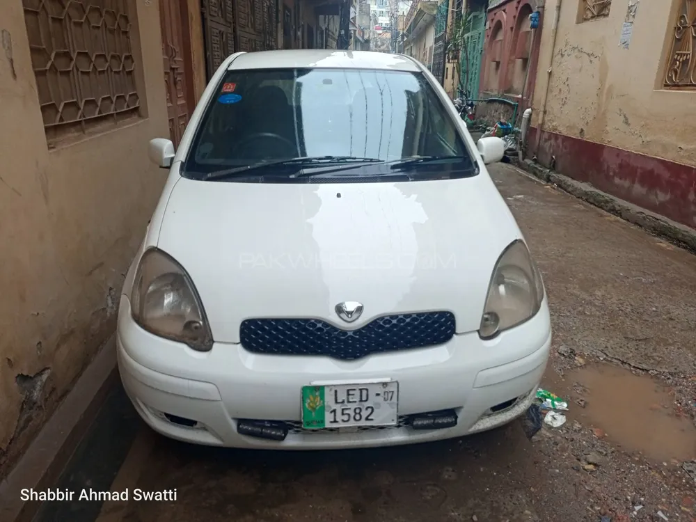Toyota Vitz 2004 for Sale in Islamabad Toyota Vitz 2004 for Sale in Islamabad Image-1