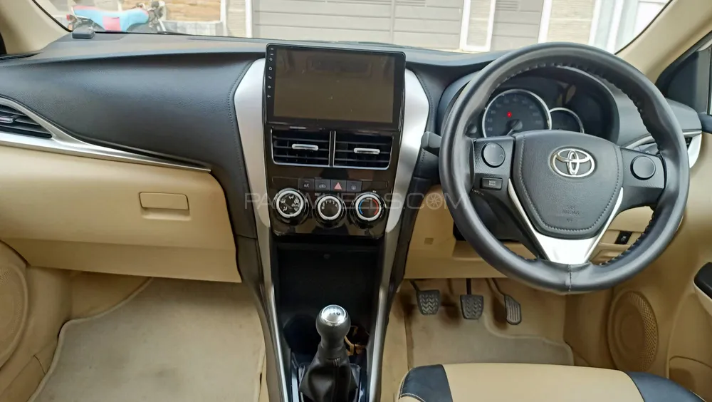 Toyota Yaris Sedan 2020 for Sale in Hyderabad Toyota Yaris Sedan 2020 for Sale in Hyderabad Image-4