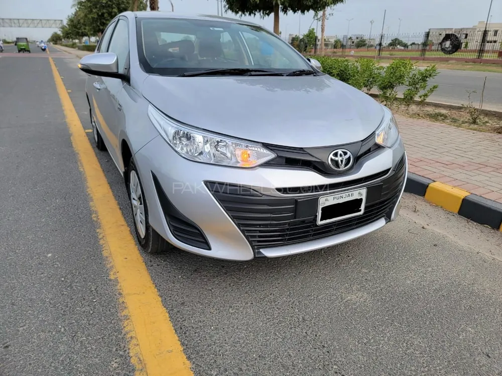 Toyota Yaris Sedan 2022 for Sale in Multan Image-1
