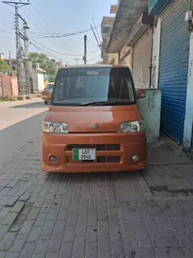 Daihatsu Tanto 2007