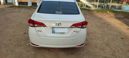 Toyota Yaris Sedan GLI MT 1.3 2021