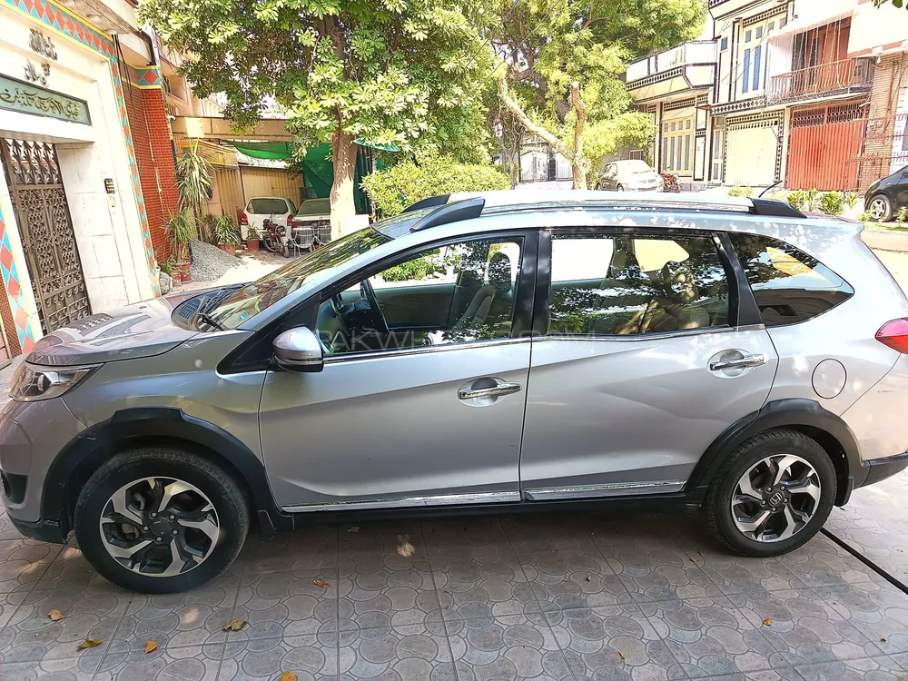 Honda BR-V 2018 for Sale in Faisalabad Image-1