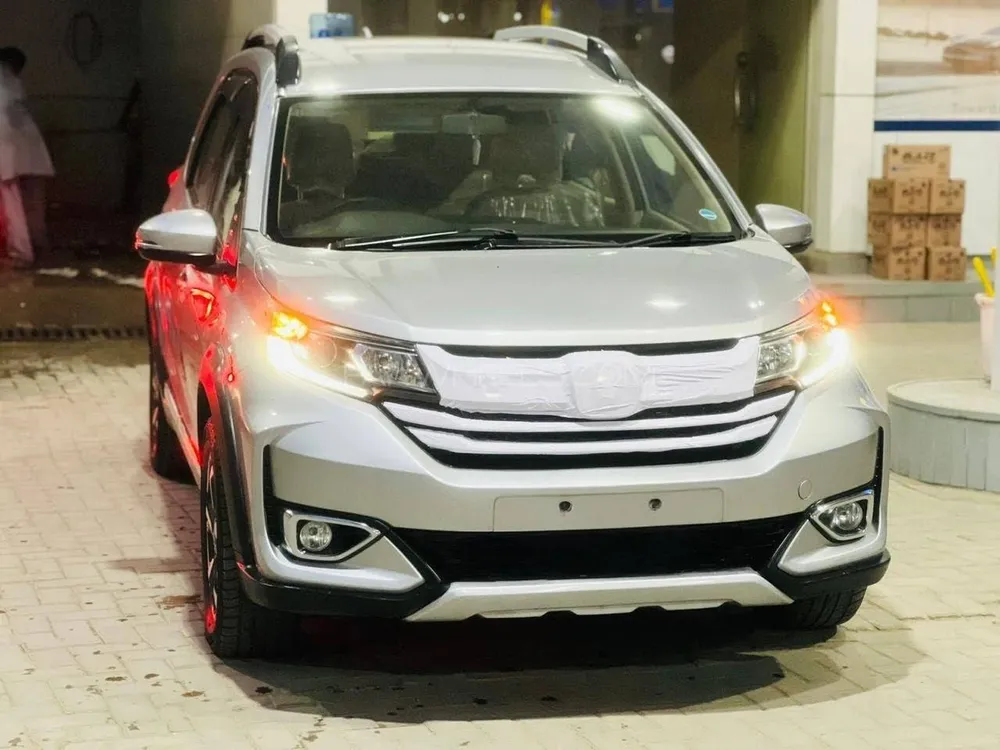 Honda BR-V 2019 for Sale in Chowk azam Image-1