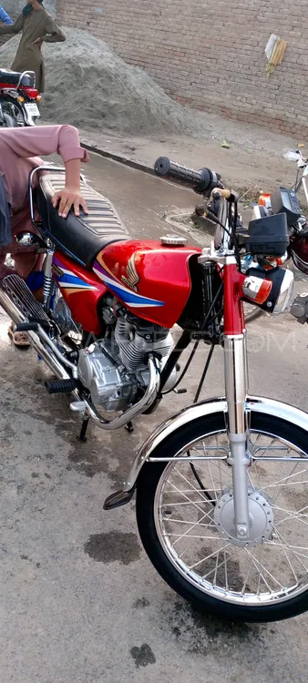 Honda CG 125 2001 for Sale Honda CG 125 2001 for Sale Image-1