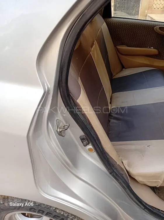 Honda City 2004 for Sale in Karachi Image-1