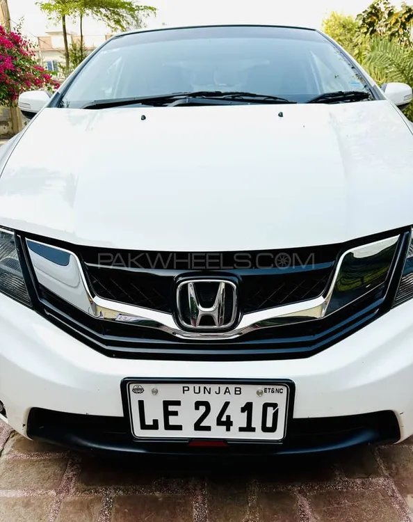 Honda City 2017 for Sale in Okara Image-1