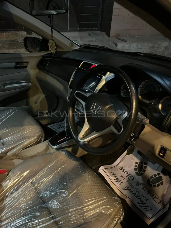 ہونڈا سٹی 2019 for Sale in کراچی ہونڈا سٹی 2019 for Sale in کراچی Image-11