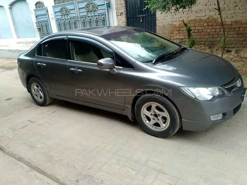Honda Civic 2009 for Sale in Sahiwal Image-1