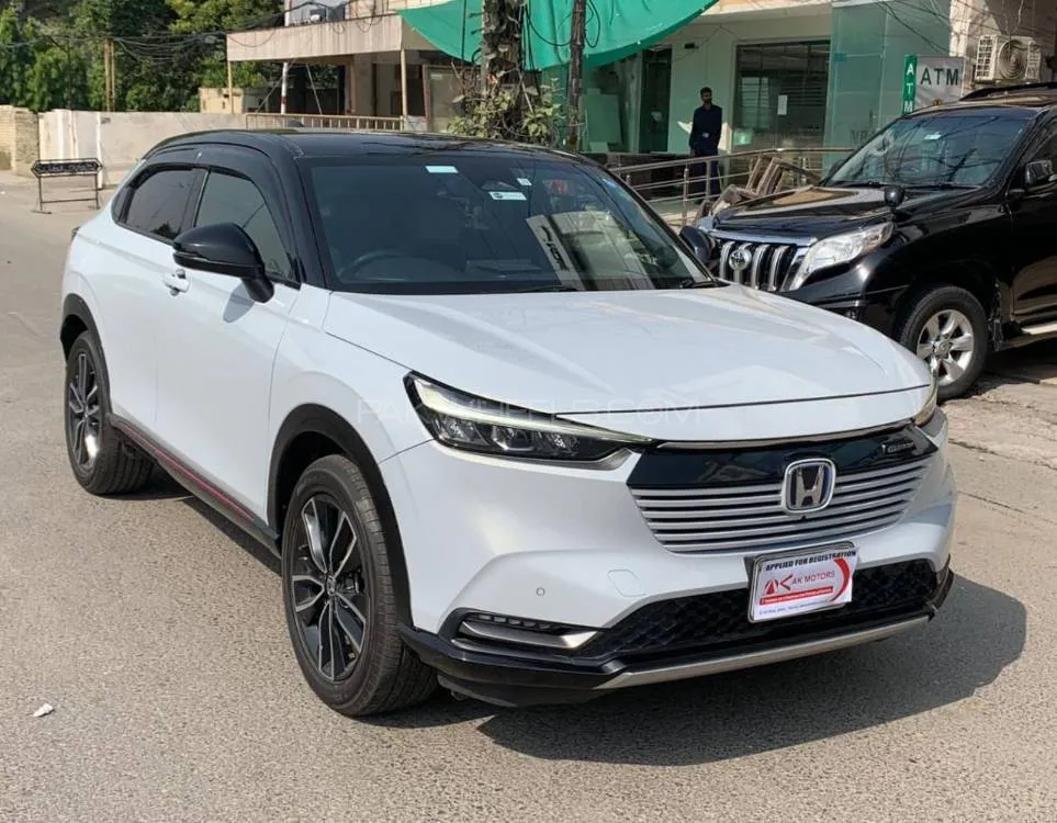 Honda Vezel 2021 for Sale in Lahore Image-1