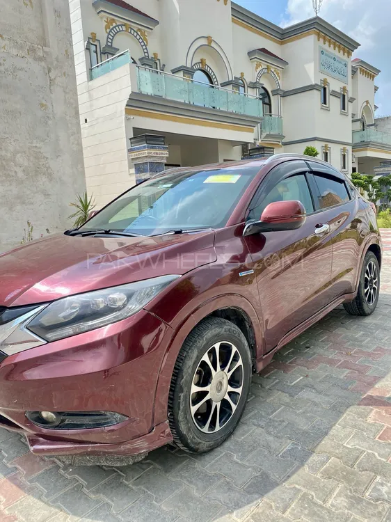 Honda Vezel 2015 for Sale in Lahore Image-1