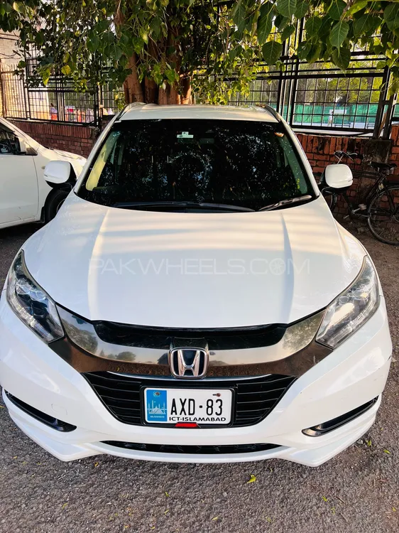 Honda Vezel 2016 for Sale in Rawalpindi Image-1