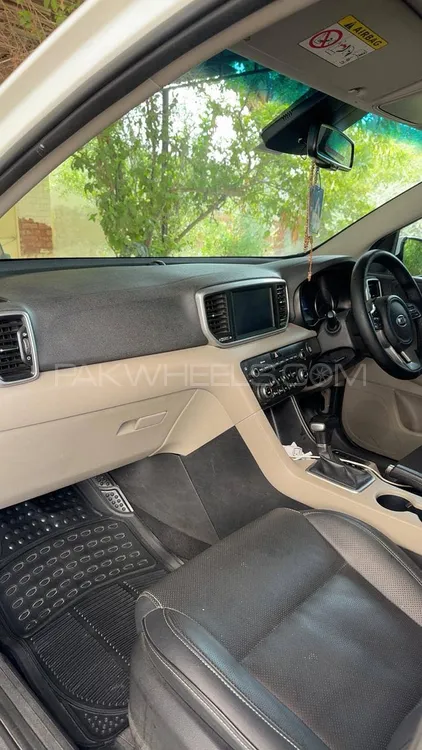 KIA Sportage 2022 for Sale in Bahawalpur KIA Sportage 2022 for Sale in Bahawalpur Image-9