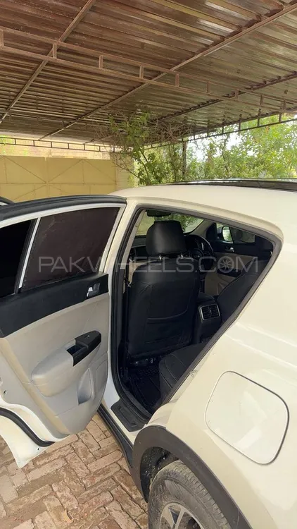 KIA Sportage 2022 for Sale in Bahawalpur KIA Sportage 2022 for Sale in Bahawalpur Image-14