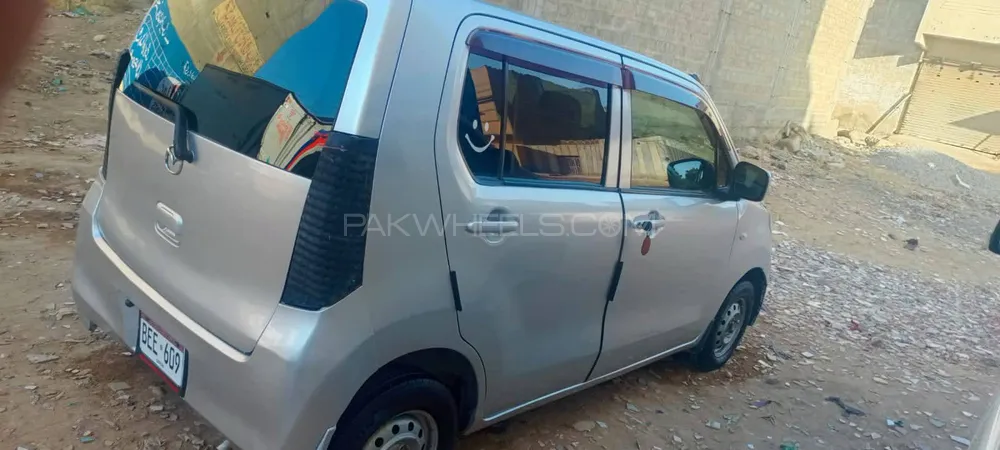 Mazda Flair 2015 for Sale in Karachi Mazda Flair 2015 for Sale in Karachi Image-4