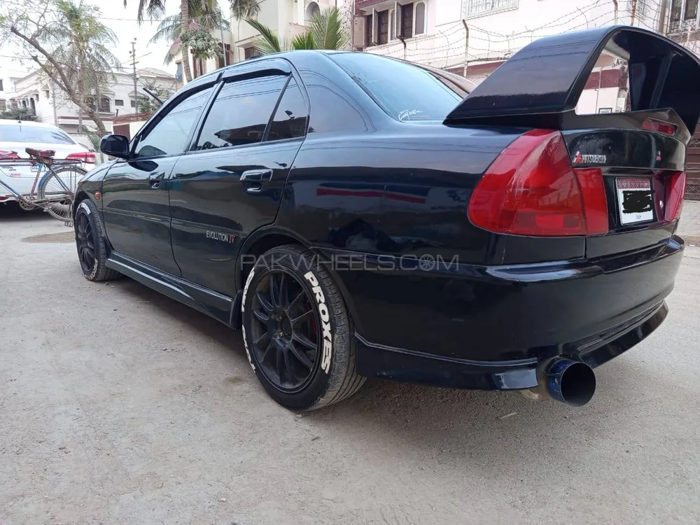Mitsubishi Lancer Evolution X 1997 for Sale in Karachi Mitsubishi Lancer Evolution X 1997 for Sale in Karachi Image-4