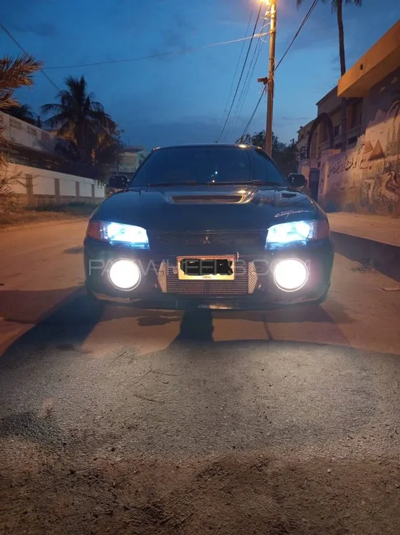 Mitsubishi Lancer Evolution X 1997 for Sale in Karachi Mitsubishi Lancer Evolution X 1997 for Sale in Karachi Image-6