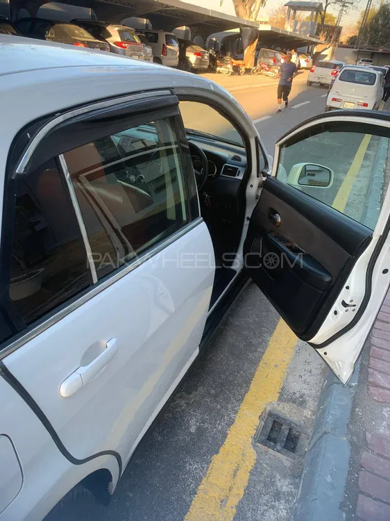 Nissan Tiida 2007 for Sale in Rawalpindi Nissan Tiida 2007 for Sale in Rawalpindi Image-13