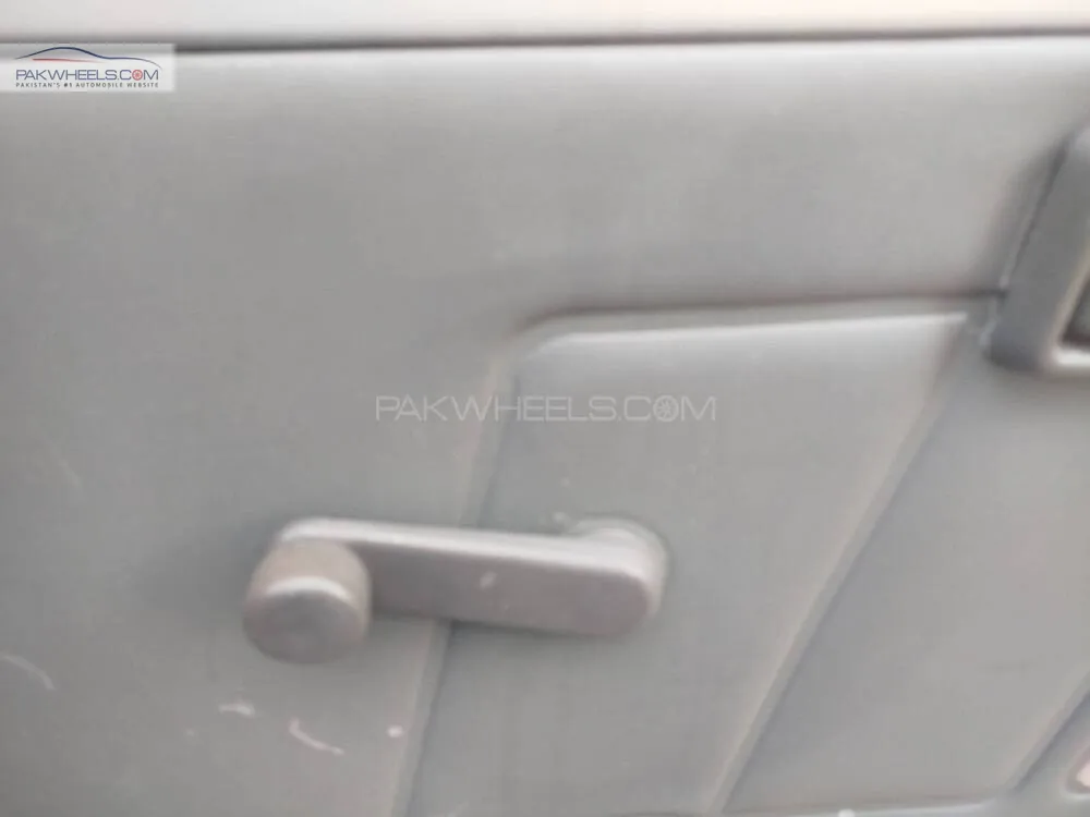 Suzuki Mehran 2018 for Sale in Karachi Suzuki Mehran 2018 for Sale in Karachi Image-12