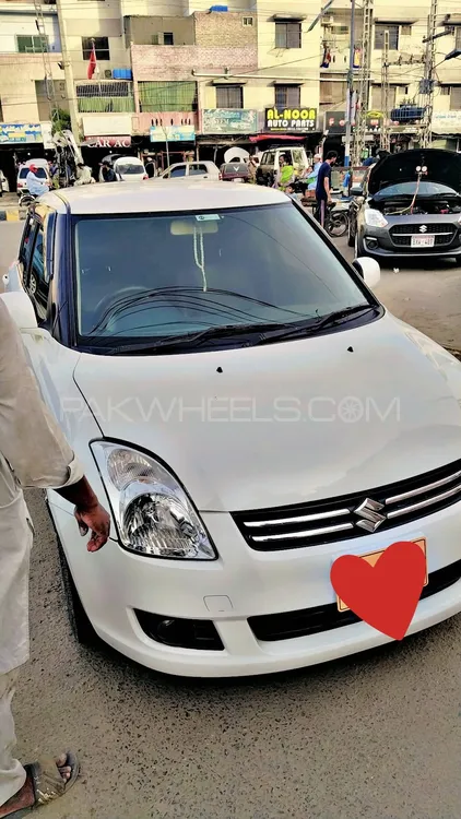 Suzuki Swift 2020 for Sale in Hyderabad Image-1