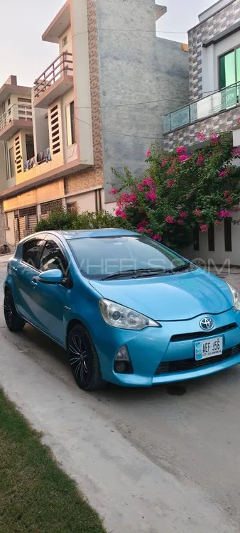 Toyota Aqua 2017 for Sale in Bahawalpur Image-1
