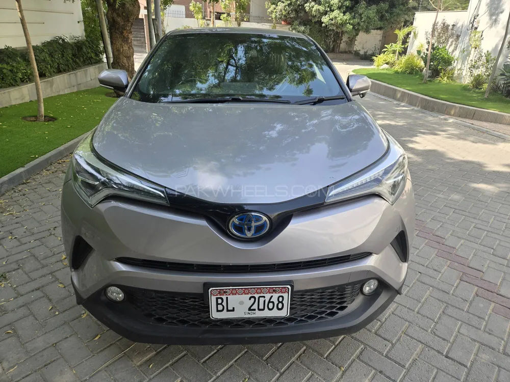 Toyota C-HR 2017 for Sale in Karachi Image-1