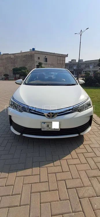 Toyota Corolla 2015 for Sale in Faisalabad Image-1