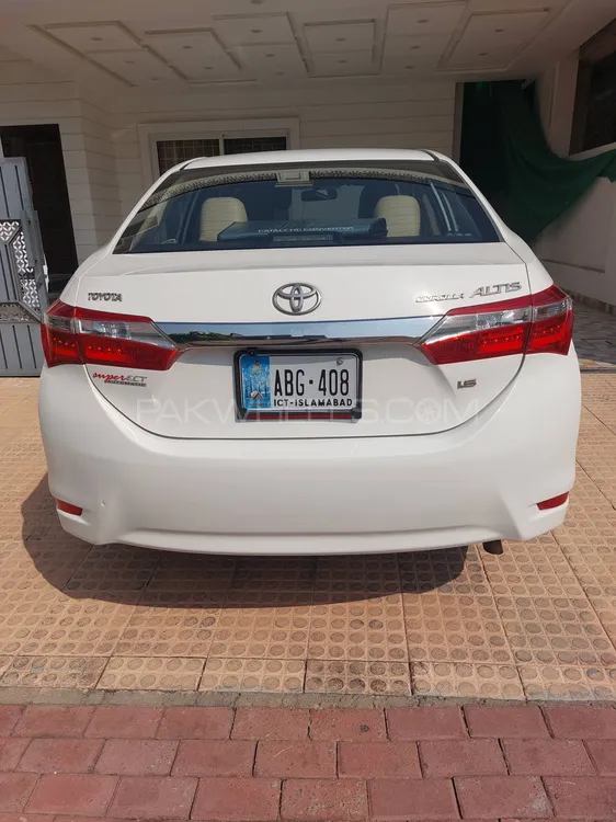 Toyota Corolla 2016 for Sale in Islamabad Image-1