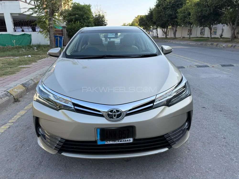 Toyota Corolla 2019 for Sale in Islamabad Image-1