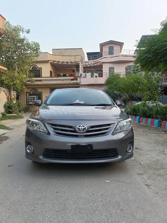 Toyota Corolla 2011 for Sale in Lahore Image-1