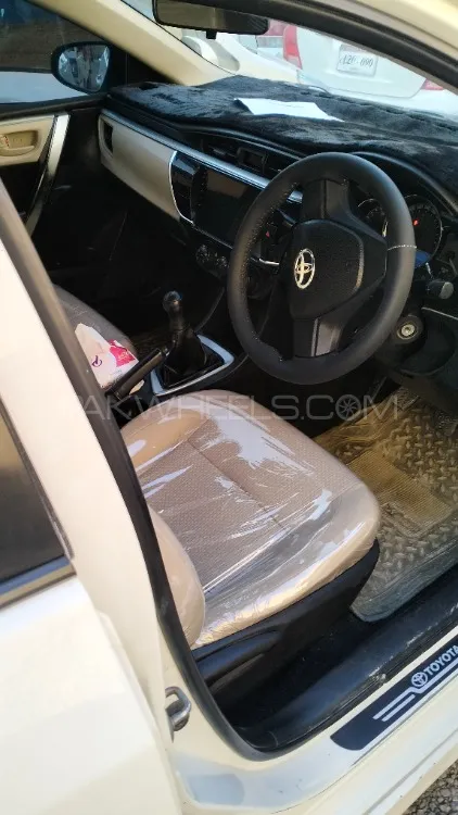 Toyota Corolla 2015 for Sale in Quetta Image-1