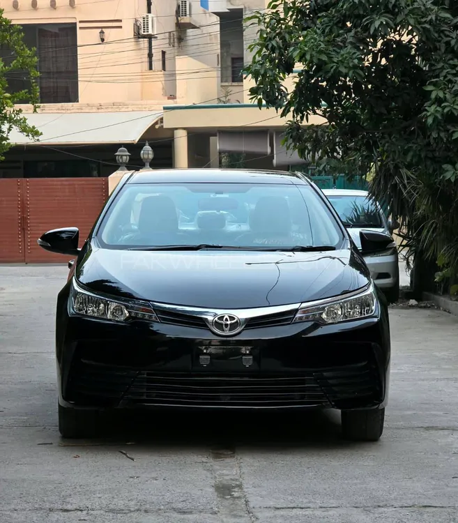 Toyota Corolla 2019 for Sale in Lahore Image-1