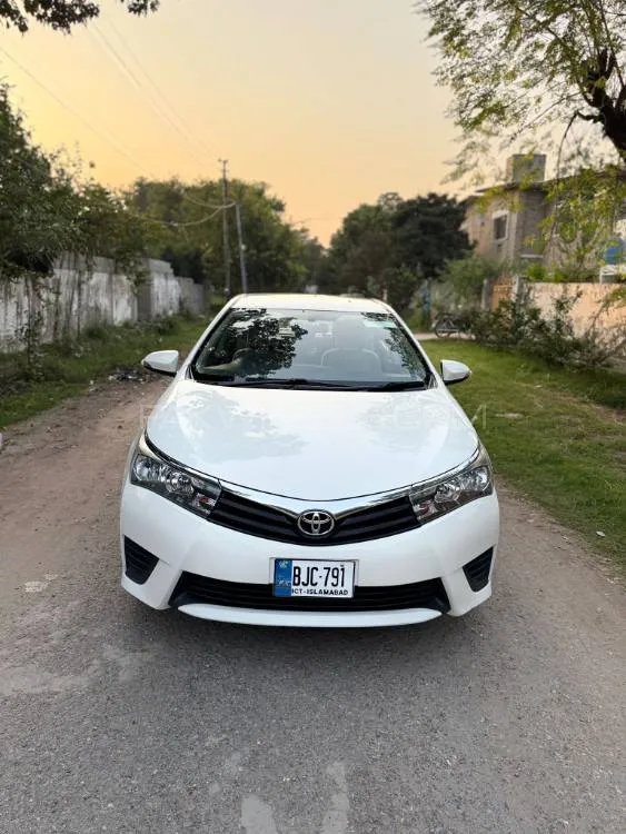 Toyota Corolla 2014 for Sale in Islamabad Image-1