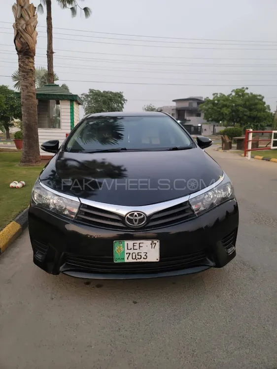 Toyota Corolla 2017 for Sale in Lahore Toyota Corolla 2017 for Sale in Lahore Image-5