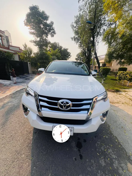 Toyota Fortuner 2020 for Sale in Lahore Image-1