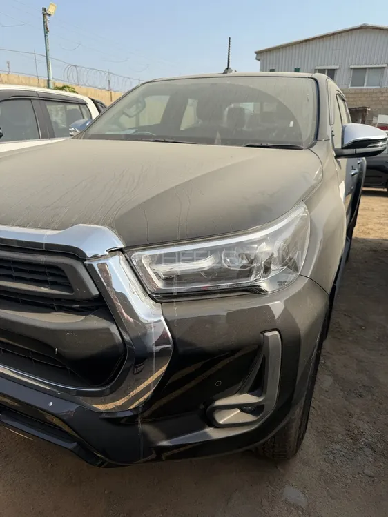 Toyota Hilux 2025 for Sale in Karachi Image-1