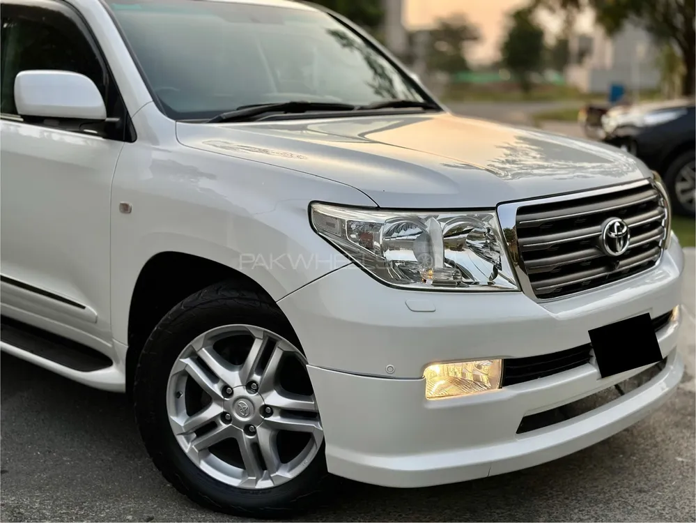 Toyota Land Cruiser 2010 for Sale in Lahore Toyota Land Cruiser 2010 for Sale in Lahore Image-3