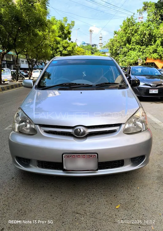 Toyota Platz 2004 for Sale in Karachi Toyota Platz 2004 for Sale in Karachi Image-9