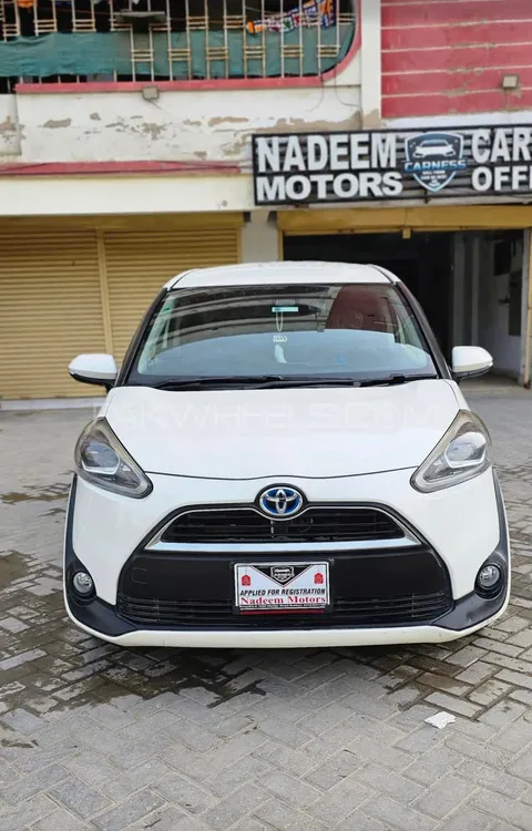 Toyota Sienta 2016 for Sale in Sukkur Image-1