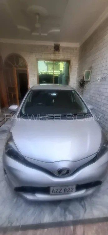 Toyota Vitz 2014 for Sale in Mardan Image-1