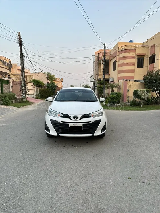 Toyota Yaris Sedan 2020 for Sale in Faisalabad Image-1