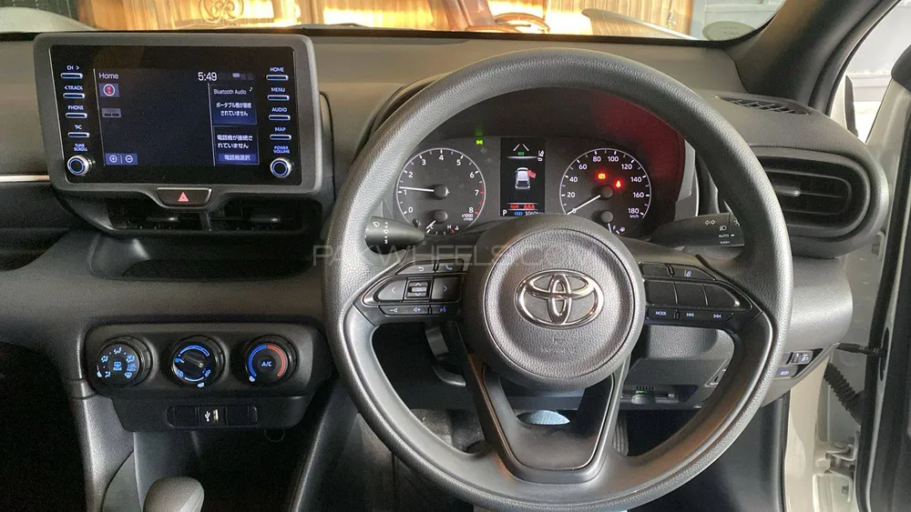 Toyota Yaris Hatchback 2024 for Sale in Sialkot Toyota Yaris Hatchback 2024 for Sale in Sialkot Image-8