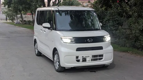 Daihatsu Tanto 2022
