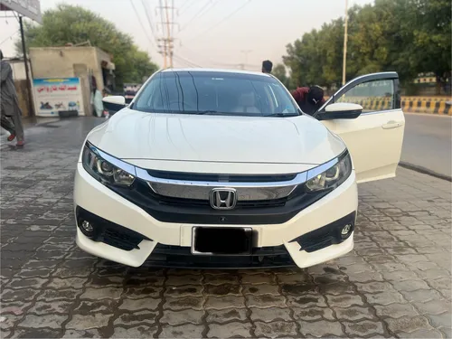 Honda Civic Oriel 1.8 i-VTEC CVT 2017