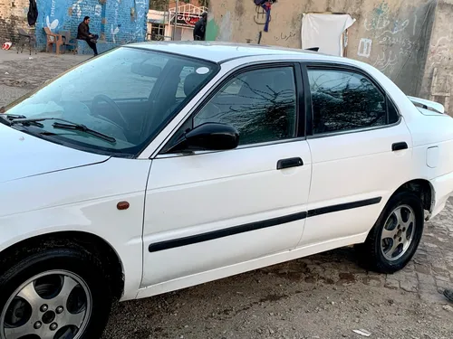 Suzuki Baleno JXR 2005