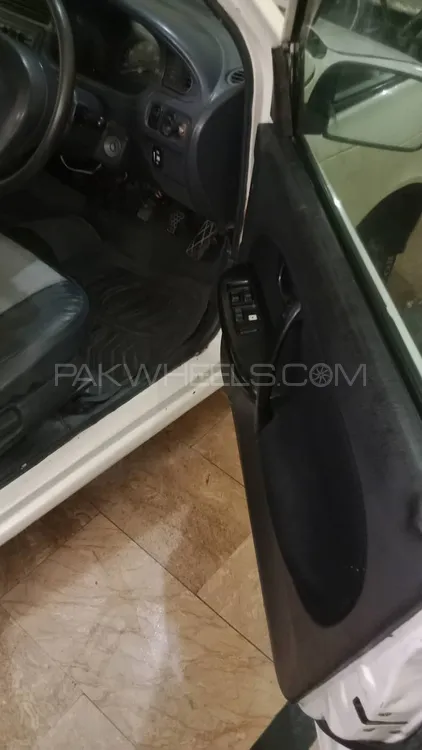 ڈائیہاتسو کیور 2004 for Sale in لاہور ڈائیہاتسو کیور 2004 for Sale in لاہور Image-20