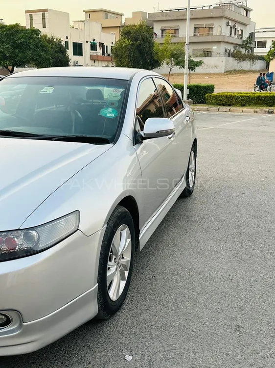 Honda Accord 2005 for Sale in Islamabad Image-1