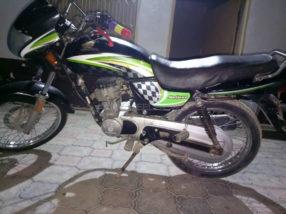 ہونڈا CG 125 Deluxe 2007 for Sale ہونڈا CG 125 Deluxe 2007 for Sale Image-4