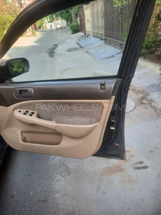 ہونڈا سوک 2005 for Sale in لاہور ہونڈا سوک 2005 for Sale in لاہور Image-12