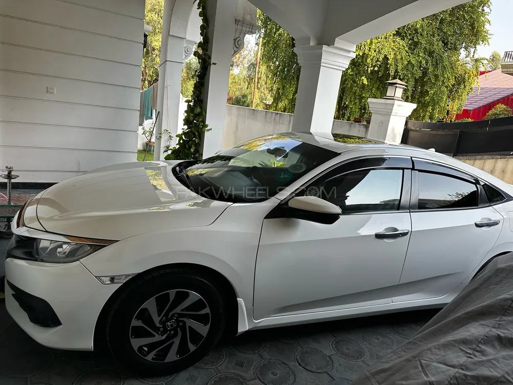 Honda Civic 2018 for Sale in Islamabad Honda Civic 2018 for Sale in Islamabad Image-3